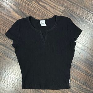 Black Ribbed Short Sleeve cropped Top by TNA (size xs)
